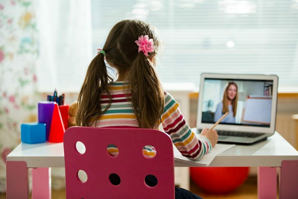, 4 formas de entretener a tus hijos mientras trabajas desde casa, Grupo Residencial