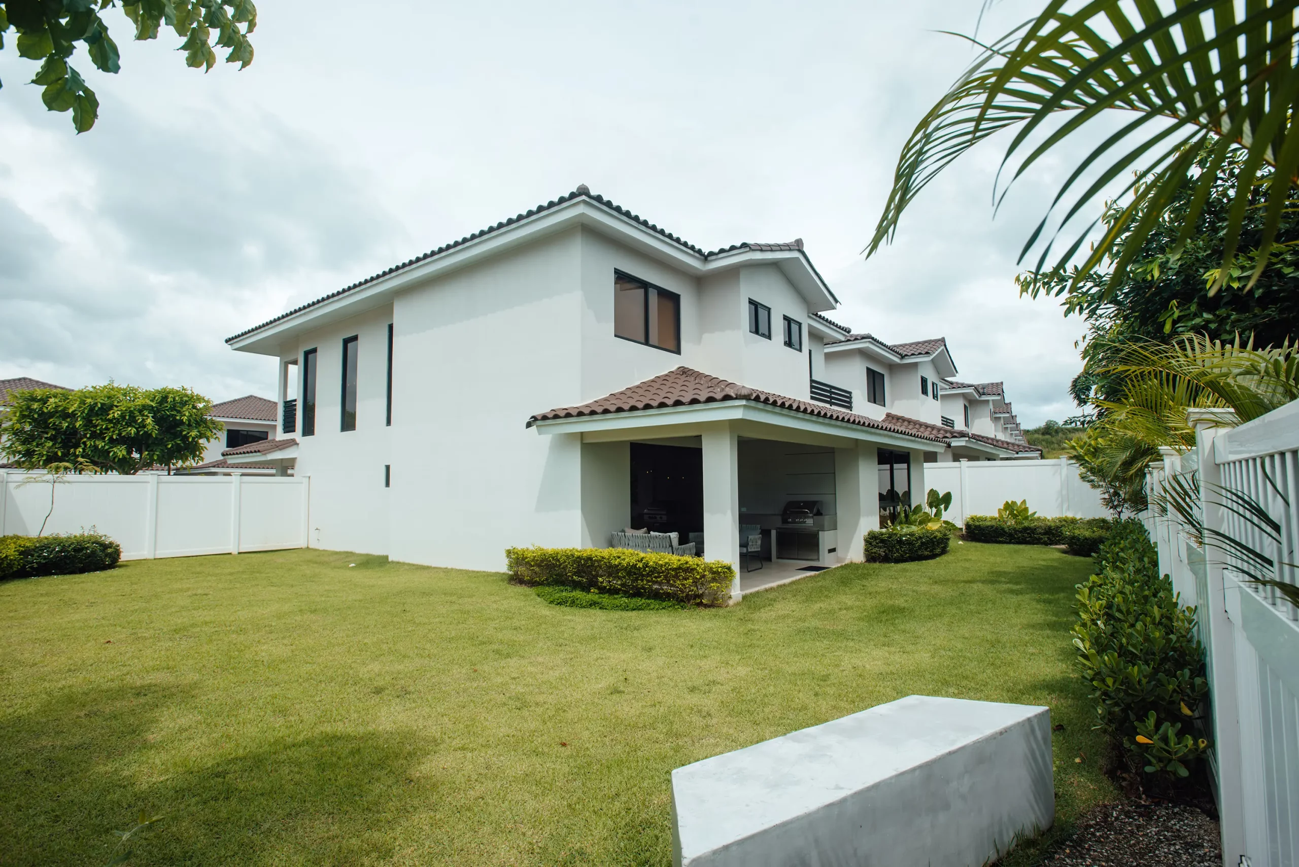 Noura exterior 4
